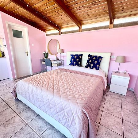 אתונה Sky Inn With Great Location Wonderful Acropolis View In Neos Kosmos מראה חיצוני תמונה